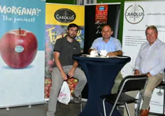 Hans Goossens van EFC, Raf Rutten en Emile Munnik van Carolus Fruittrees. Zij introduceerden het nieuwe ras Morgana: een zoete appel met een harde bite.
